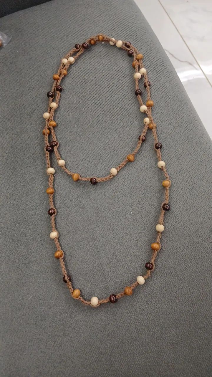 Colar de croché com missangas. - Foto 4