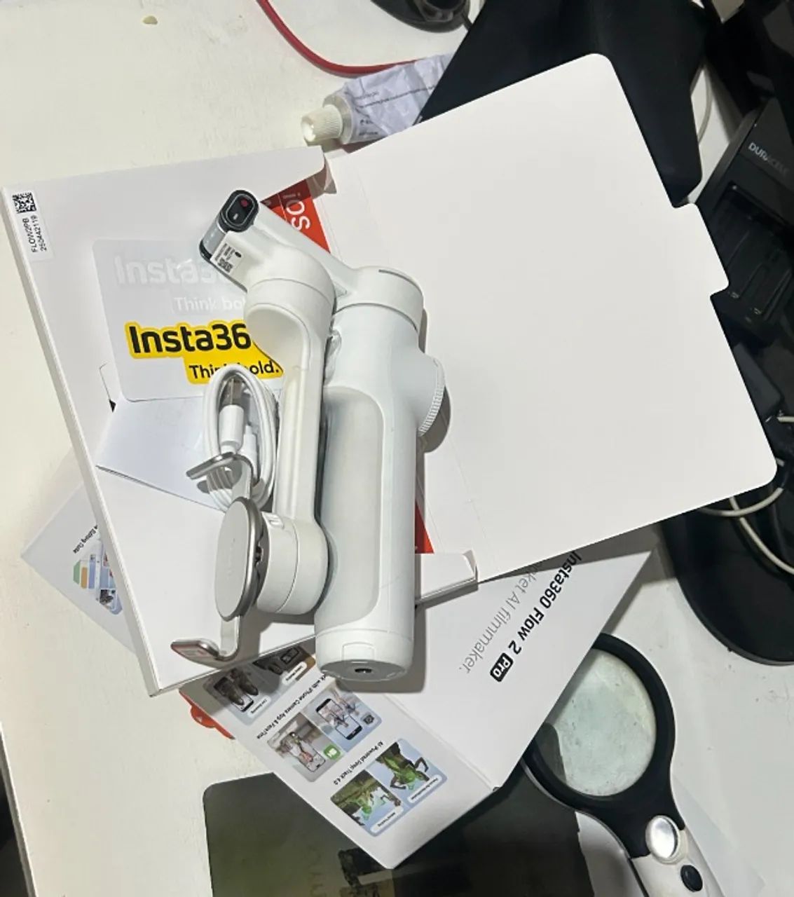 Estabilizador Celular Insta360 Flow 2 - novinho - Foto 4