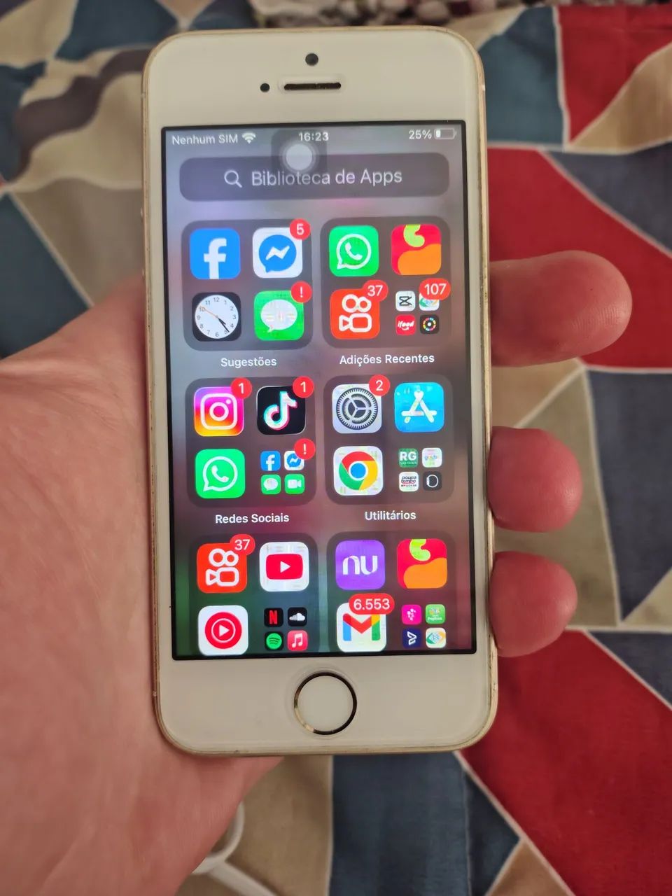 IPHONE SE GOLD 