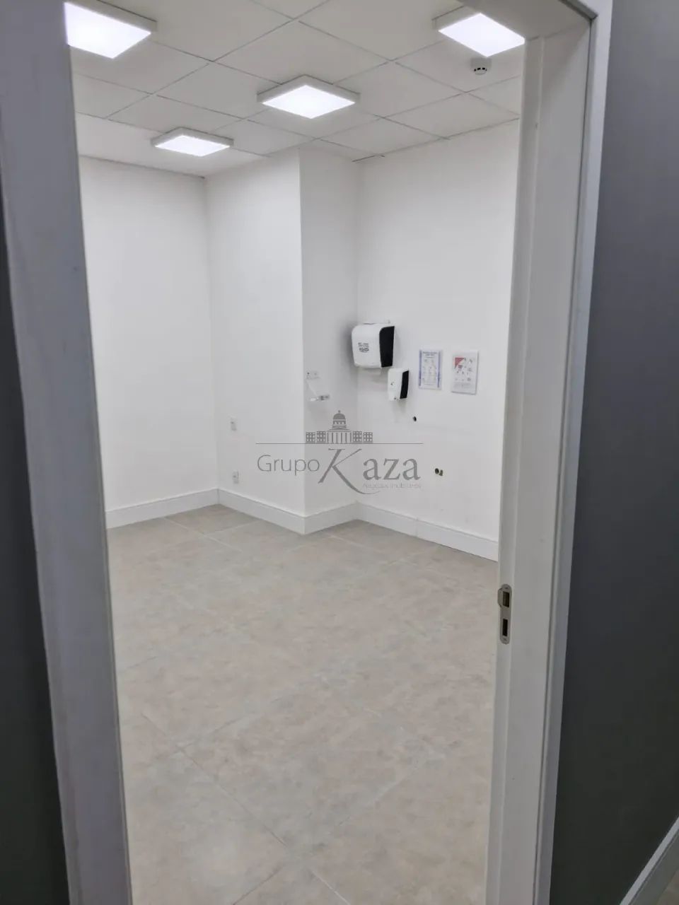 Sala Comercial - Edifício Comercial Portal Nove - Jardim Apolo I - 50,40m². - Foto 3