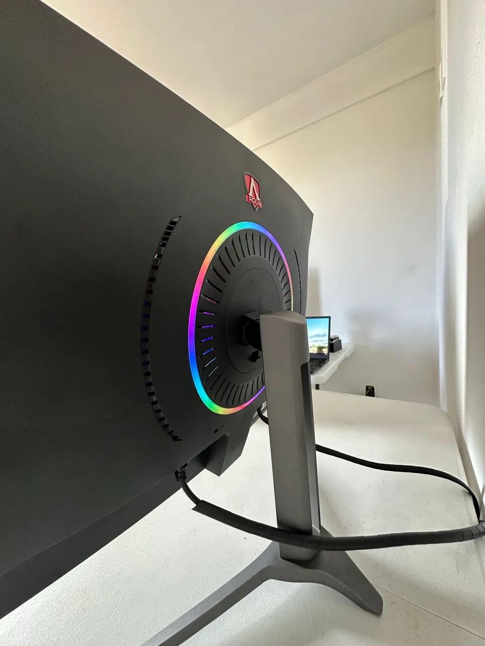 Monitor Curvo 32" Polegadas AOC - Foto 3