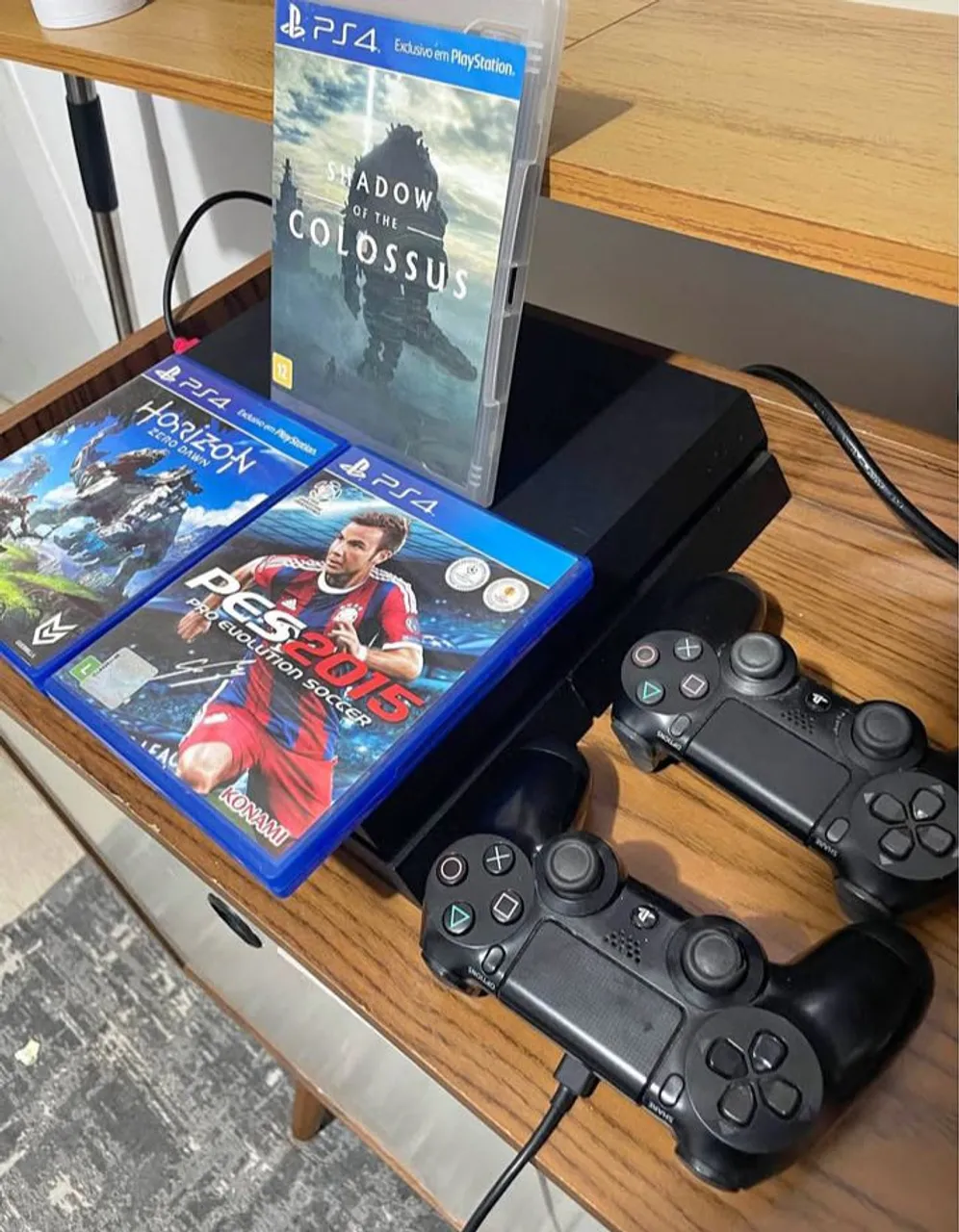 PS4 Edição Limitada - WW2 - Consoles de Vídeo Game - Uberaba