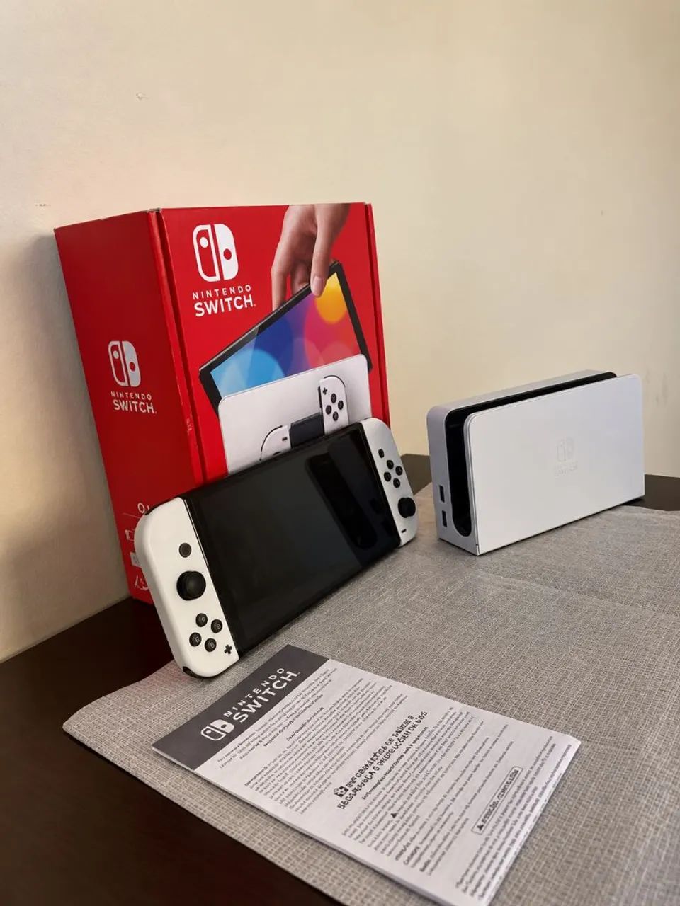 Nintendo Switch OLED - Branco  - Foto 2
