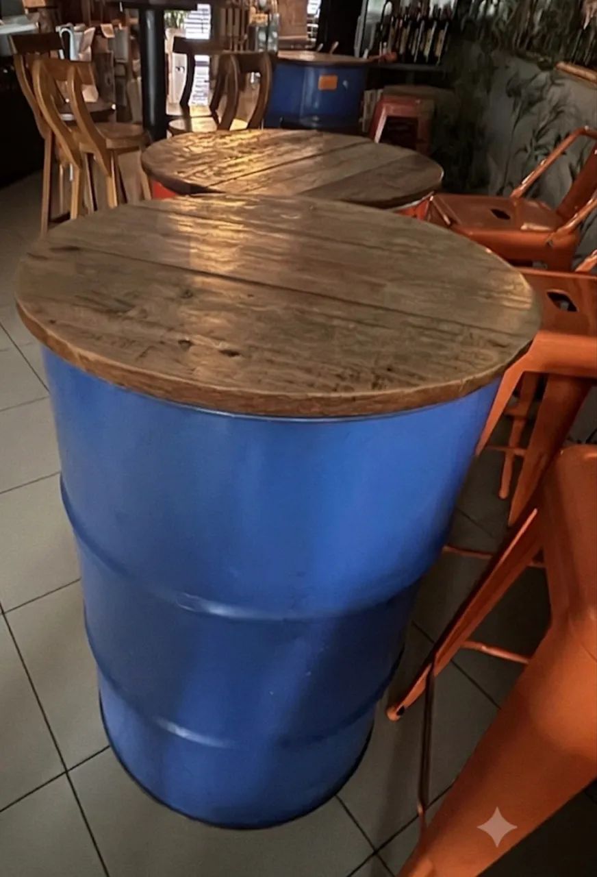 Mesa De Tambor 200l Com Tampo De Madeira  Estilo Industrial