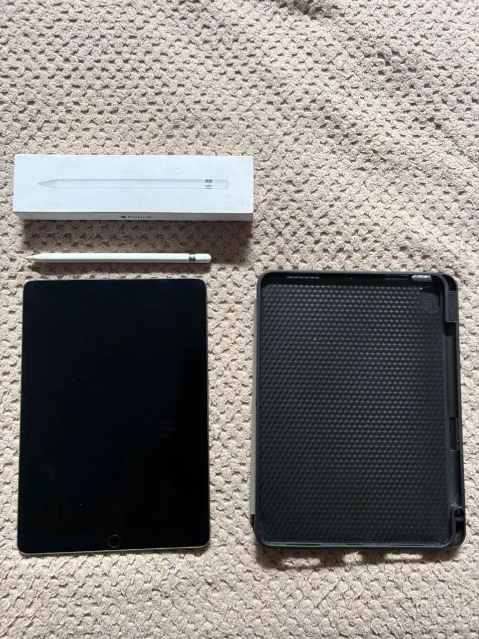 iPad Air (3rd generation) e Apple pencil <br>Número do modelo<br>MUUJ2LL/A<br>64gb de espaço - Foto 2