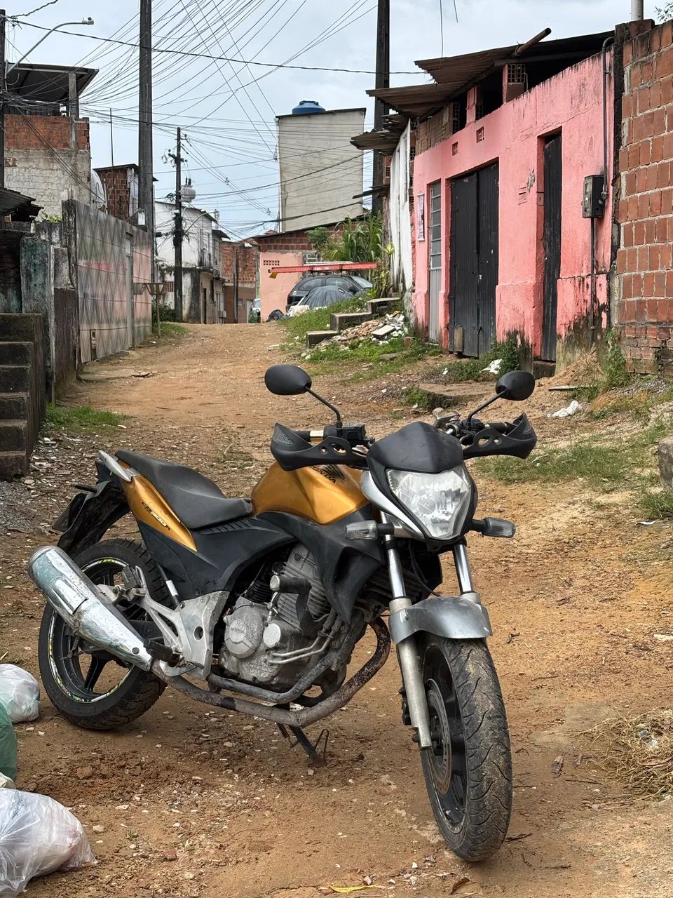 CB 300R 2011