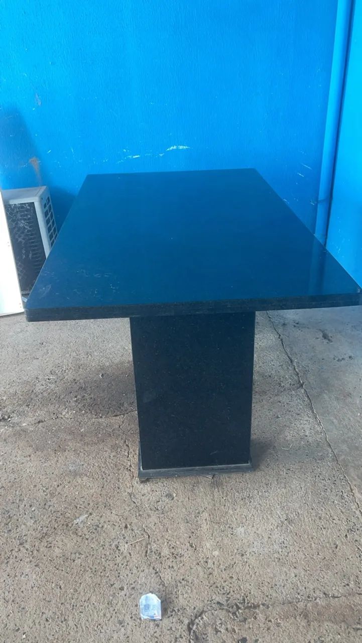 Vendo mesa de granito com 6 cadeiras  - Foto 2