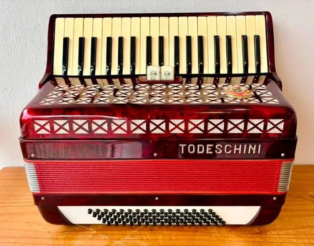 Acordeon Todeschini 80bx