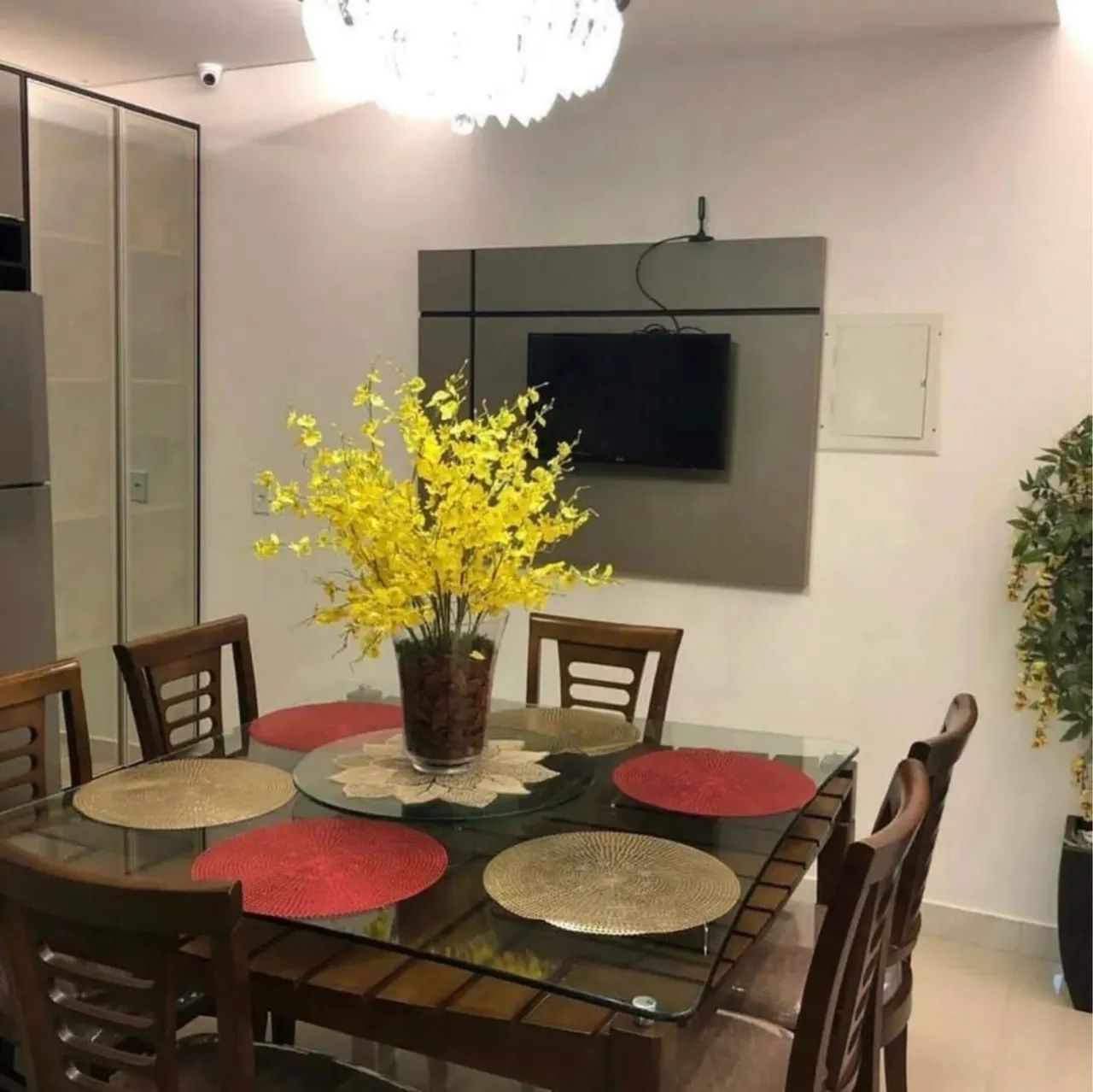 Casa linda com excelente localização  - Foto 4