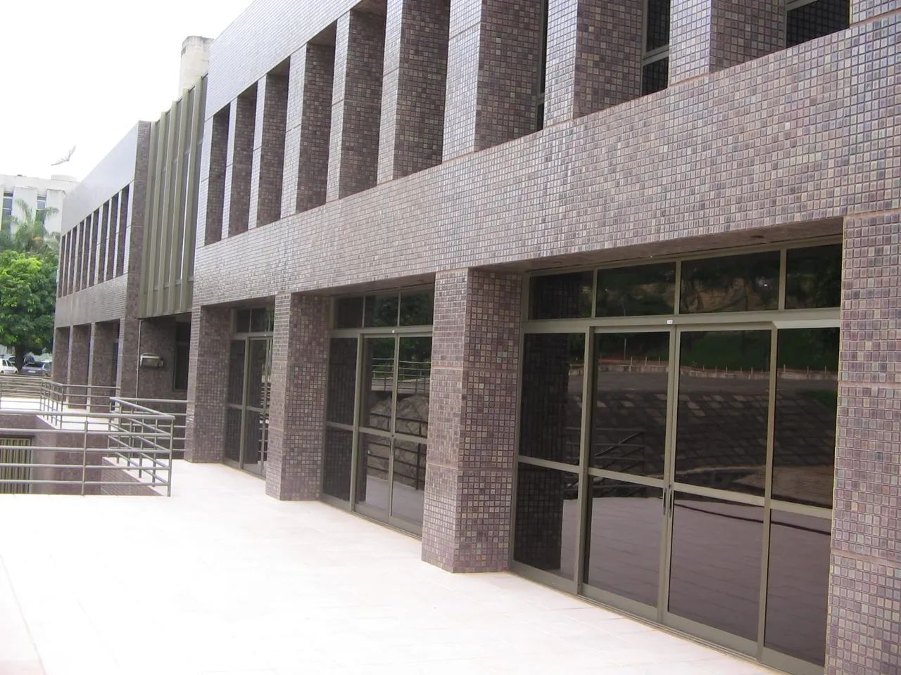 Prédio para locação comercial, institucional, governo e serviços com 2,575m² no Setor de A - Foto 10