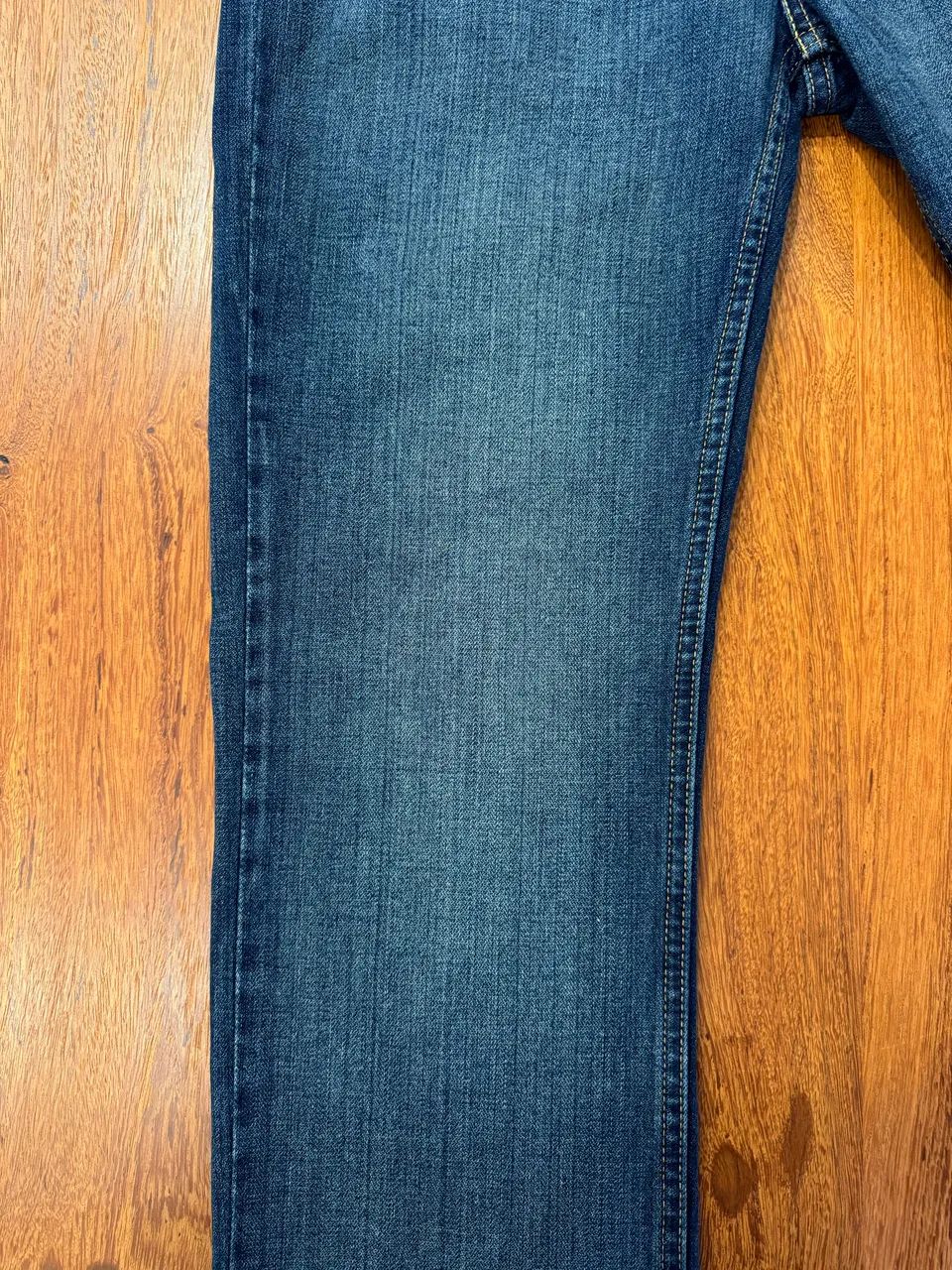 Calça Jeans Levis original modelo 514 - Foto 2