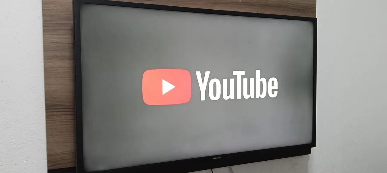 Vendo essa tv da marca Samsung de 40 polegadas SMART  - Foto 3