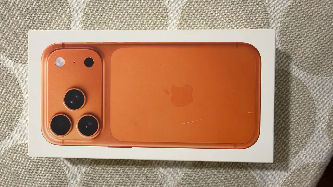 Caixa iPhone 17 pro laranja  - Foto 2
