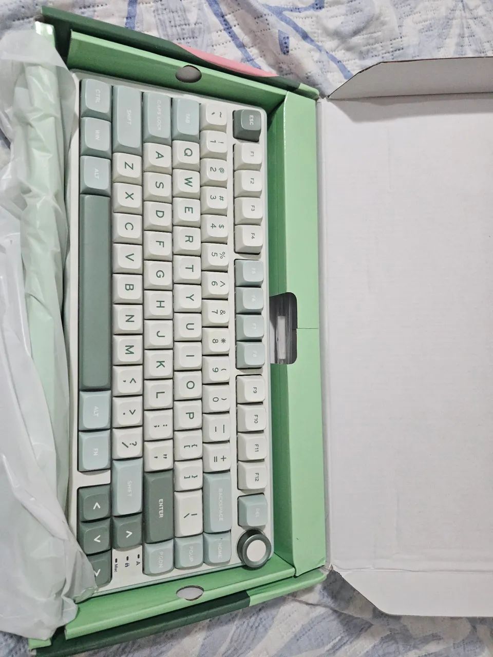 Teclado Mecânico R75 Royal Kludge - Foto 2
