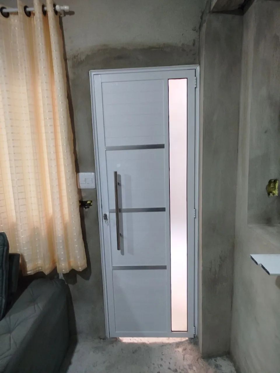 Manutenção em box e esquadrias em geral vidros e corrimão e sacada portas e janelas - Foto 4
