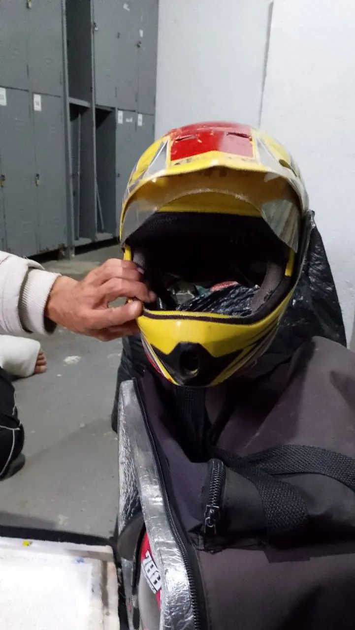 Capacete Bieefee - Foto 4