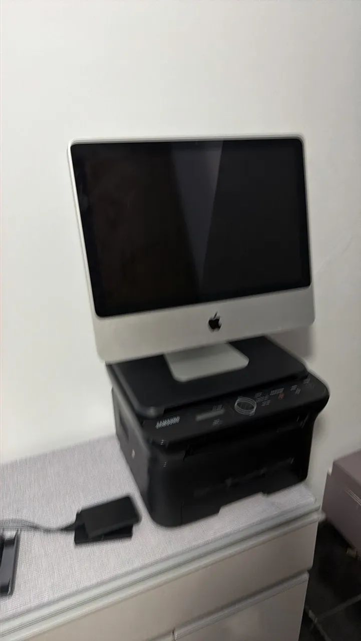 iMac 8gb 512 ssd macOS Monterrey 