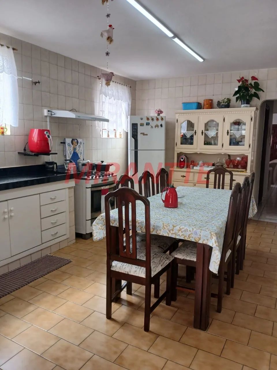 Casa terrea de 183m² com 5 quartos em Centro - Foto 3