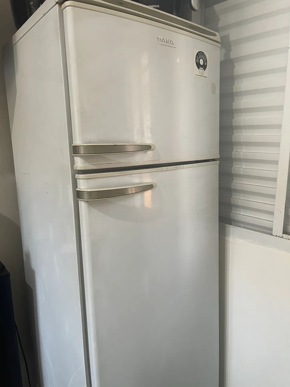 Geladeira duplex DAKO 337 litros  - Foto 4