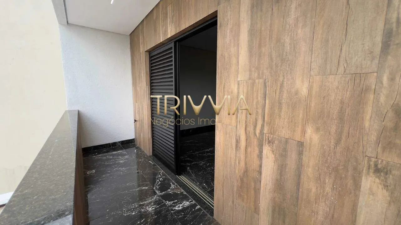 Casa Estilo Sobrado de Esquina  Completa, Aconchegante e com Vista Privilegiada