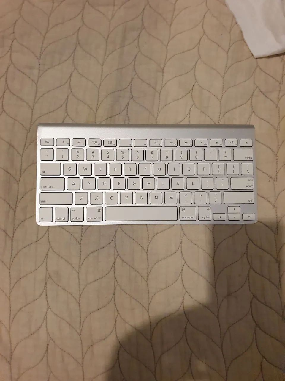 Teclado sem fio Apple 