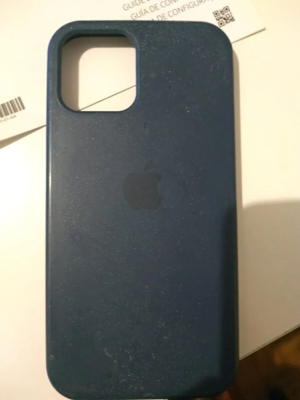 IPHONE 12 EM BOM ESTADO, CAPINHAS, PELÍCULA E CARREGADOR - Foto 2