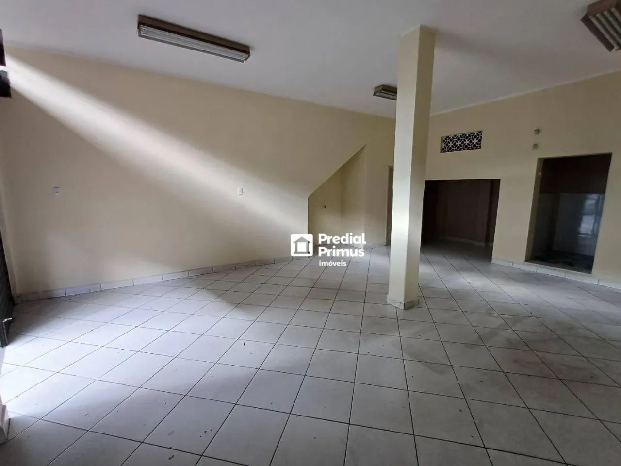 Loja para alugar, 68 m² - Centro - Nova Friburgo/RJ - Foto 3