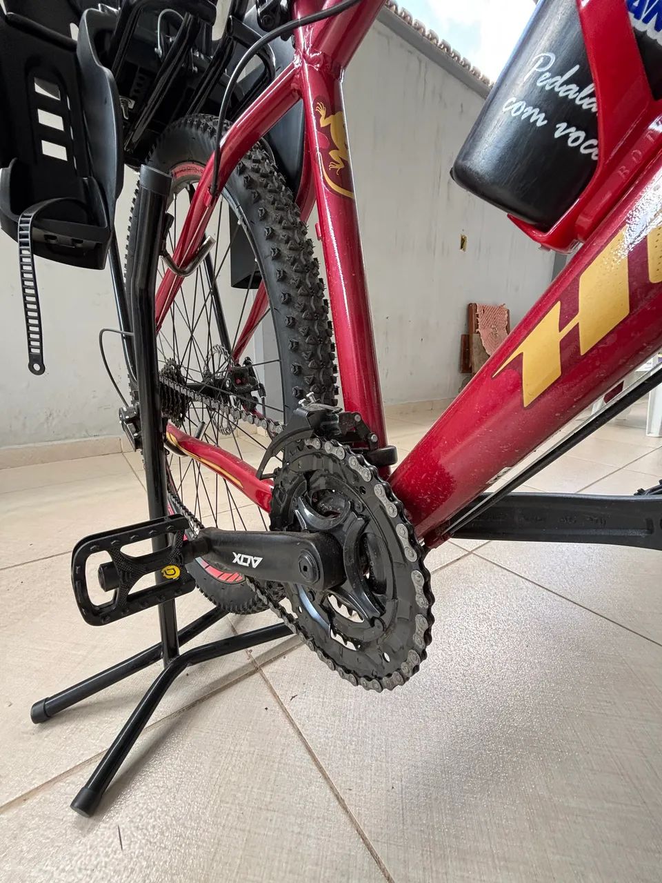Vendo bicicleta com  pouco tempo de uso - Foto 5