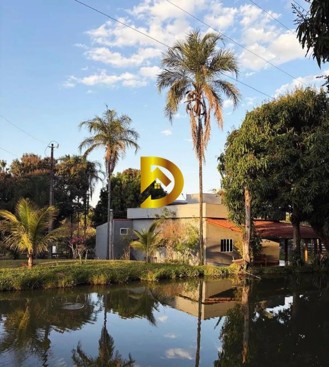 Sítio com 4 quartos à venda, 3,67m² - Laranjeiras - Uberlândia