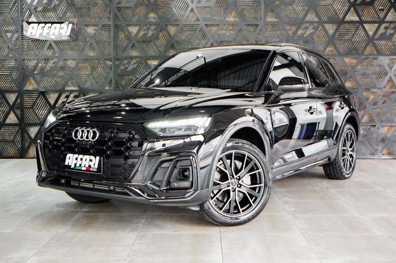 Audi Q5 S-line Black 2.0 TFSI Quat. S-tronic 2024