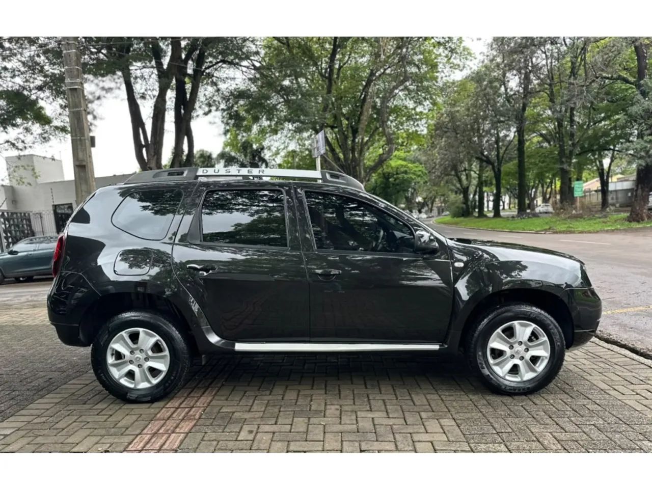 Renault Duster Dynamique 2.0 Hi-flex 16V Aut. 2017 - Foto 4