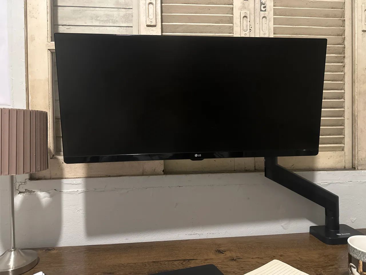 Monitor LG WideScreen 25 Com Suporte articulado  - Foto 4