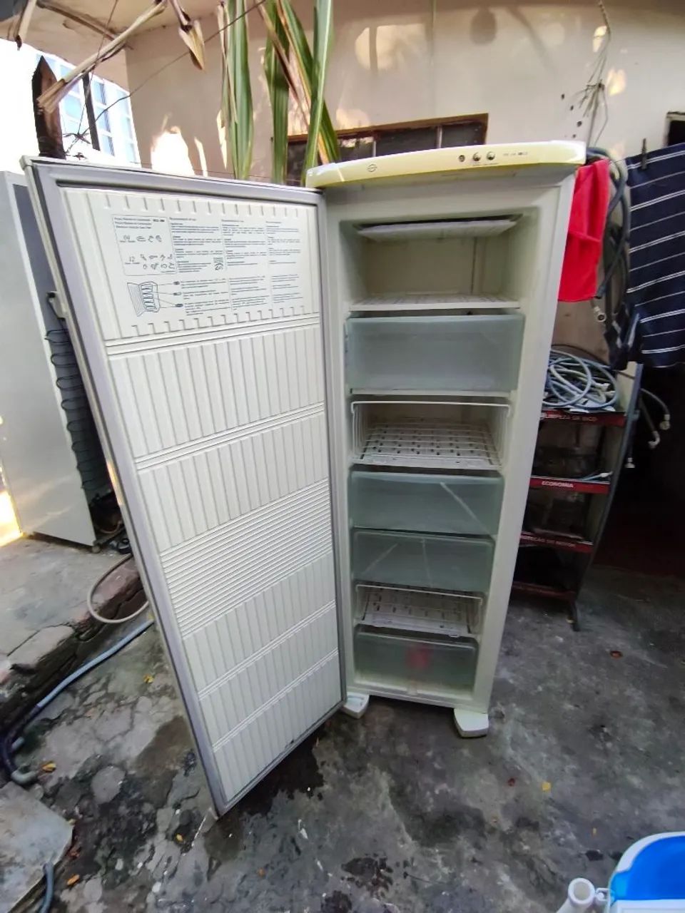 Freezer vertical 207 litros e 7 gavetas.  - Foto 5