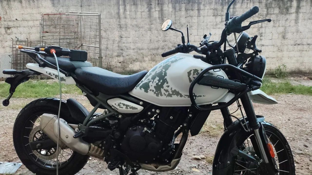 Vendendo Himalayan 450cc