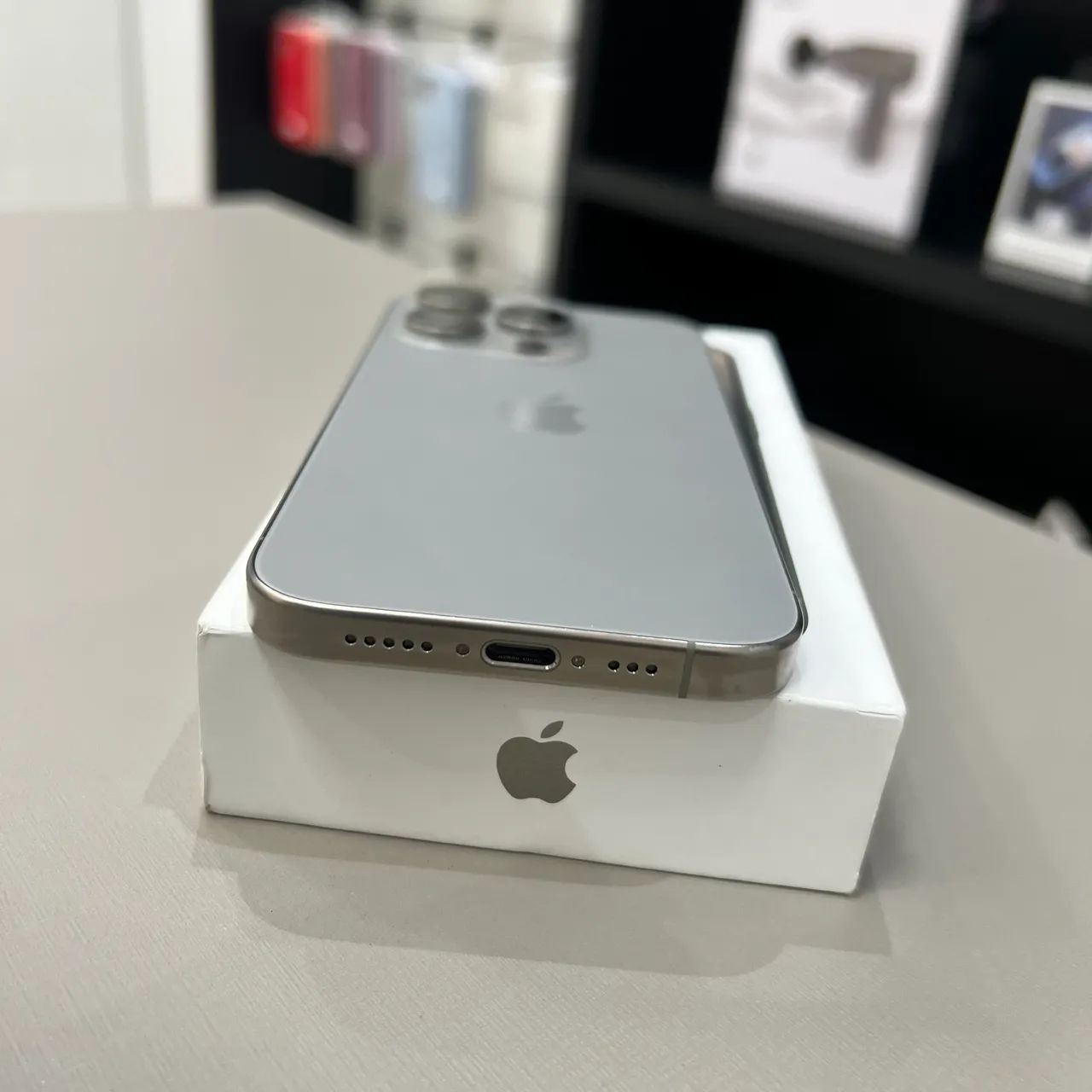 IPhone 15 pro Max 256gb Natural - Foto 4