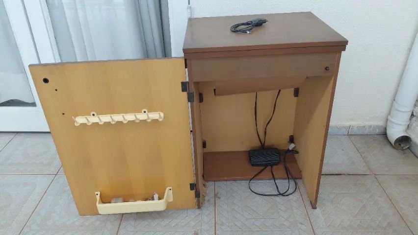antiguidade máquina de costura - Foto 2