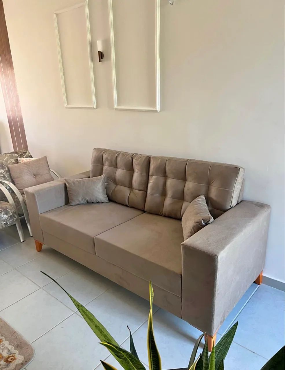 Sofá Retrô luxo  - Foto 4