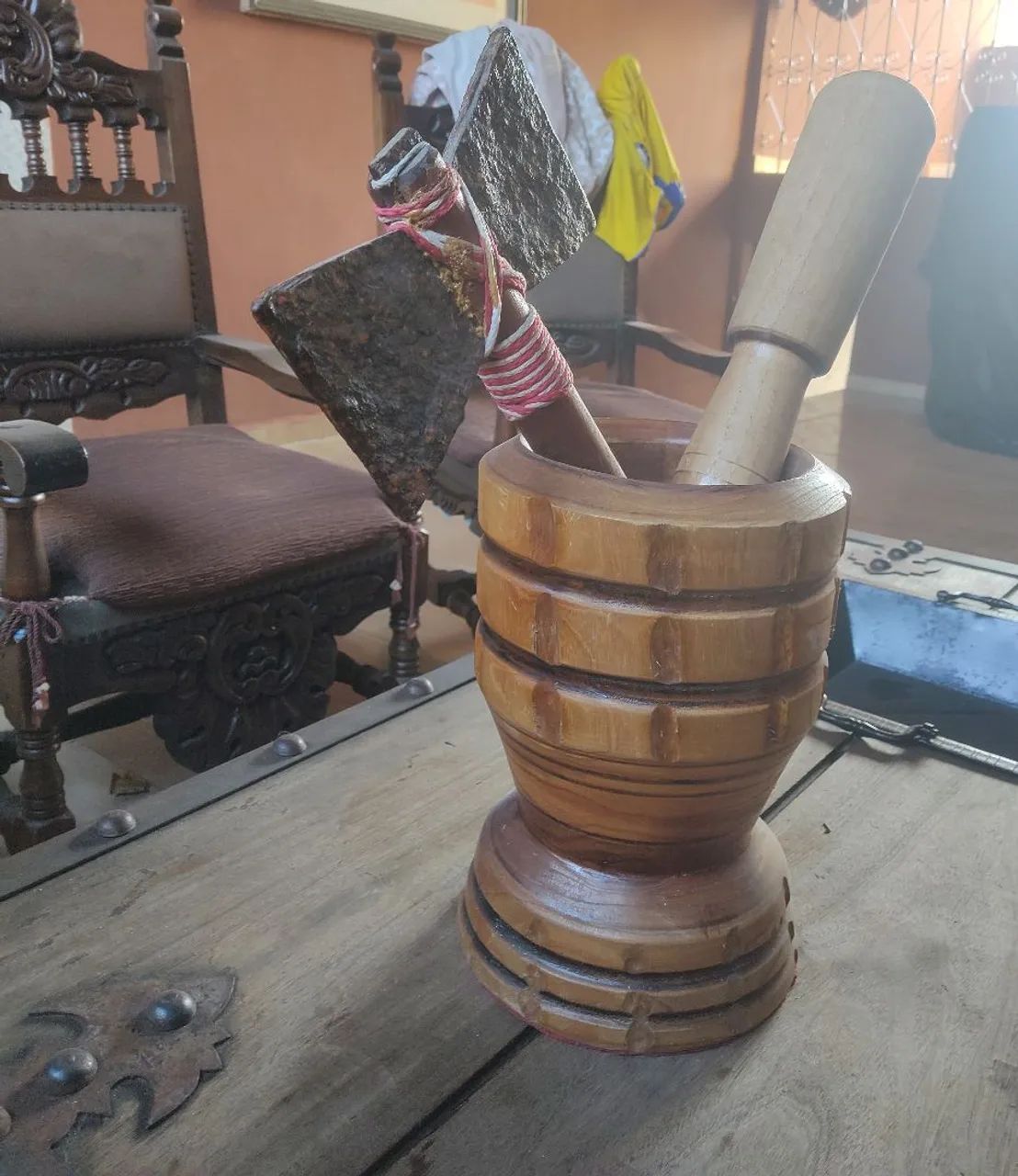 Conjunto Pilão de Madeira Maciça + Machado de Pedra Oxê de Xangô - Foto 3