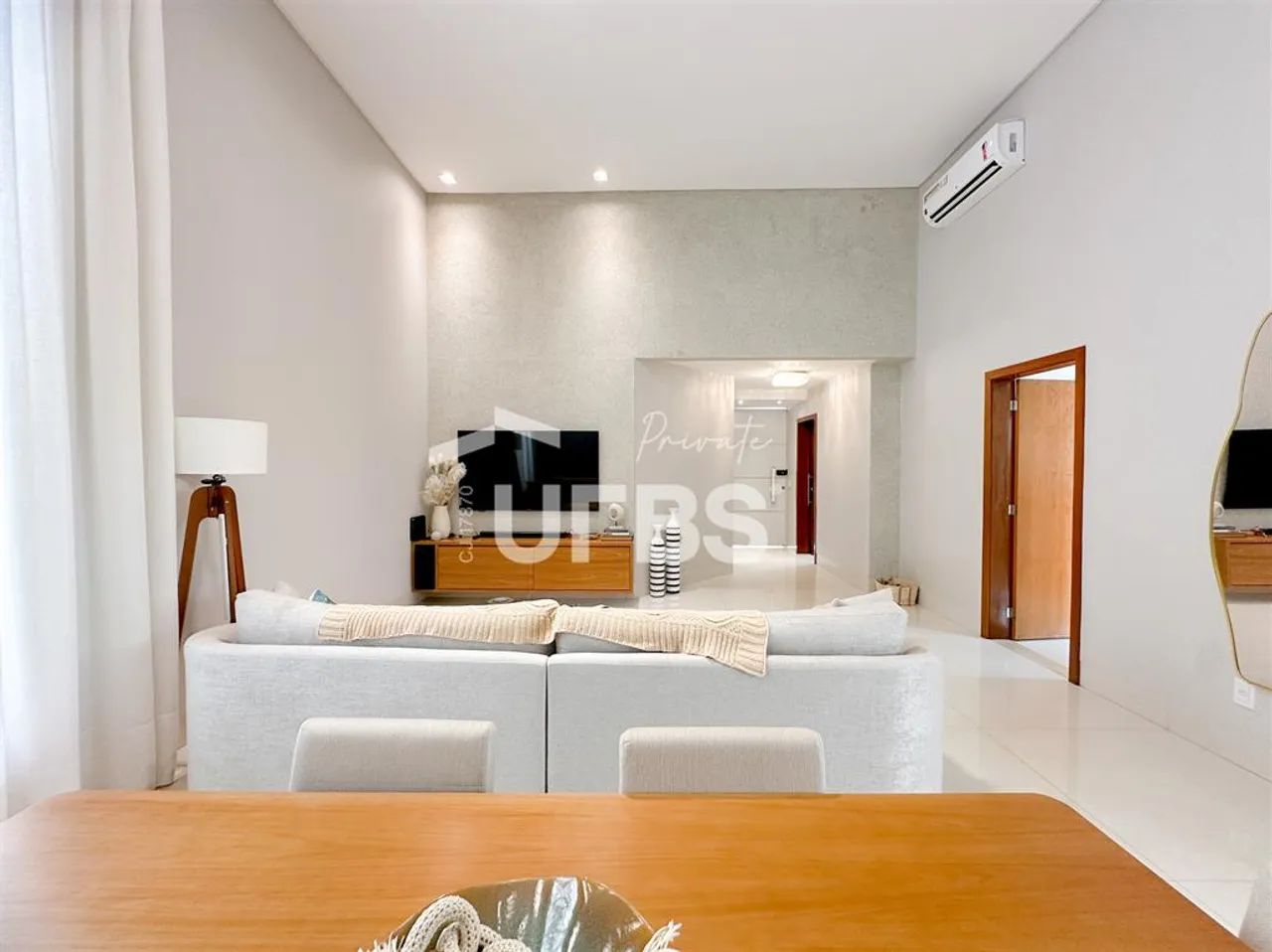 Casa térrea no Jardins Valência - Foto 4