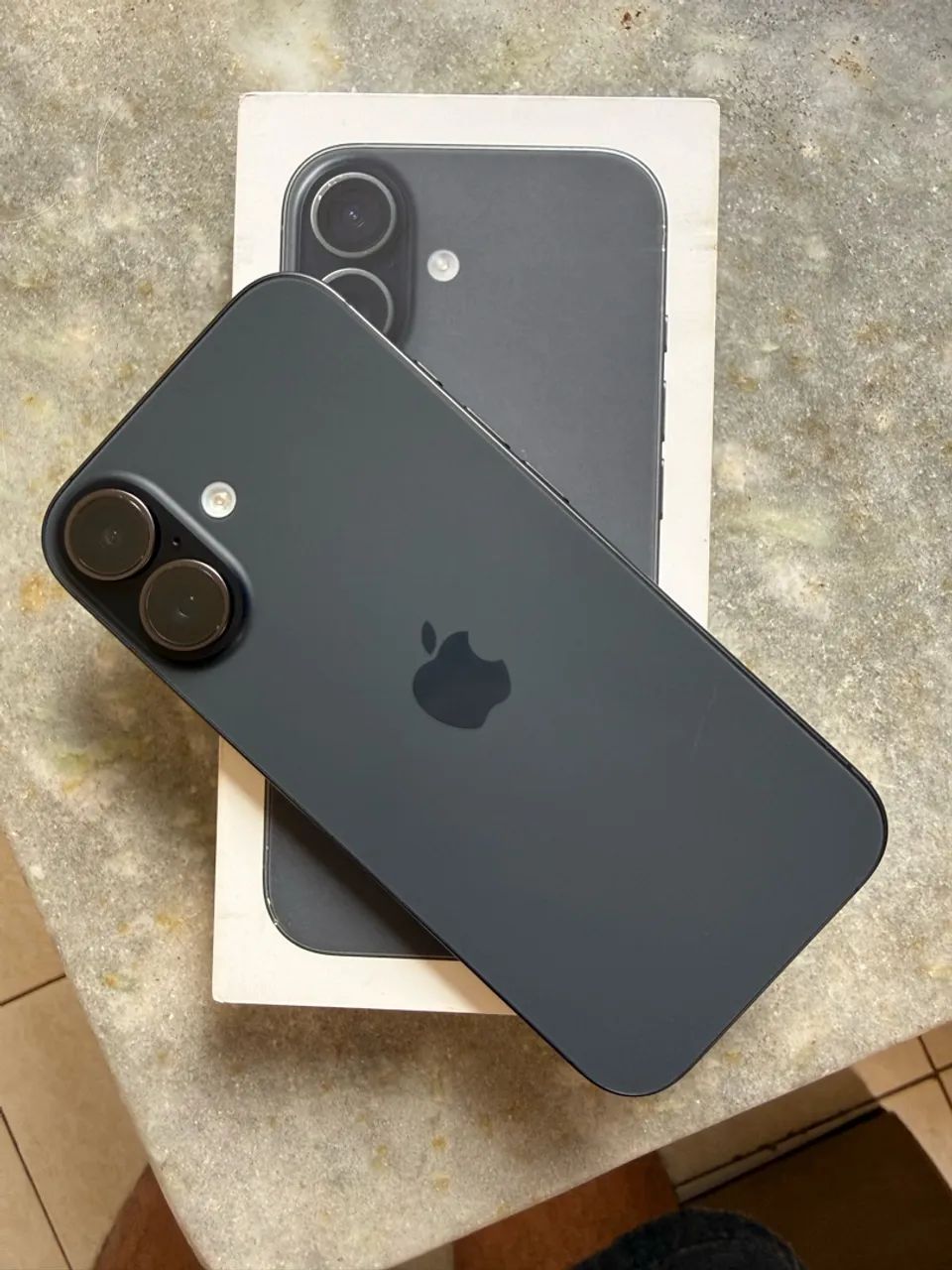 iPhone 17 estado de novo