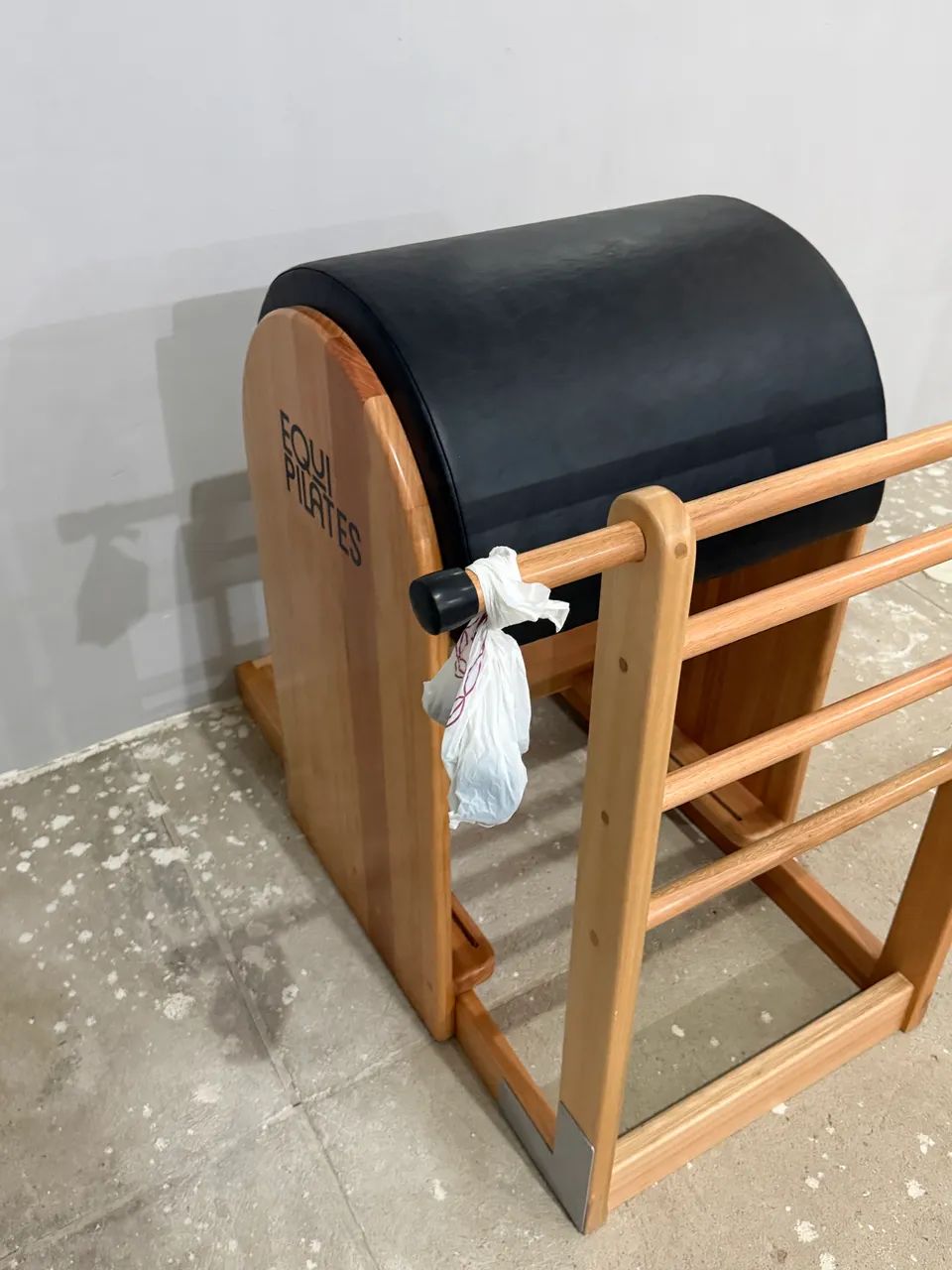 Barrel pilates contemporâneo  - Foto 4