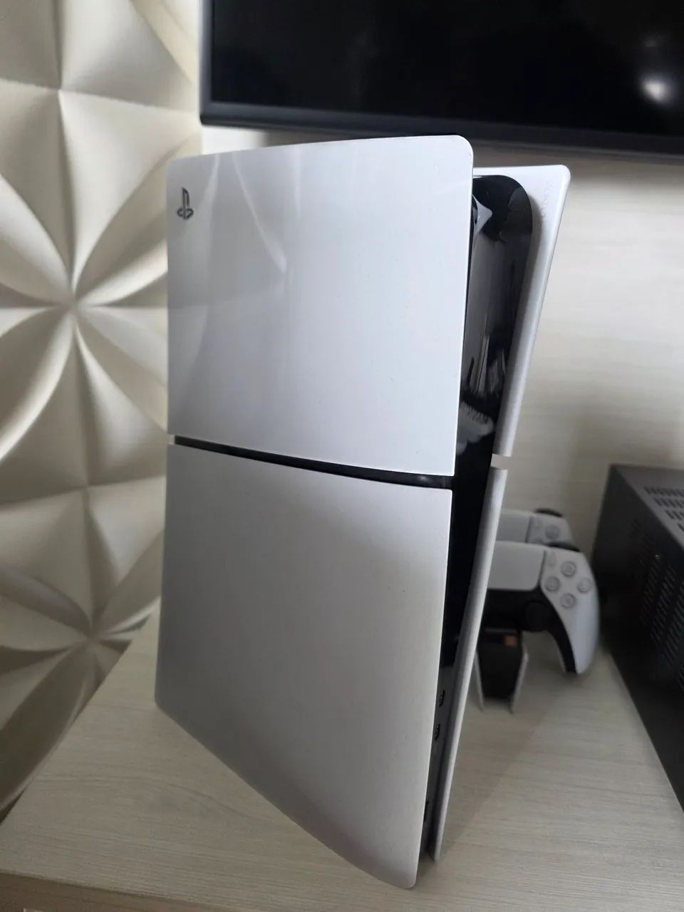 PlayStation 5 (PS5) 1TB