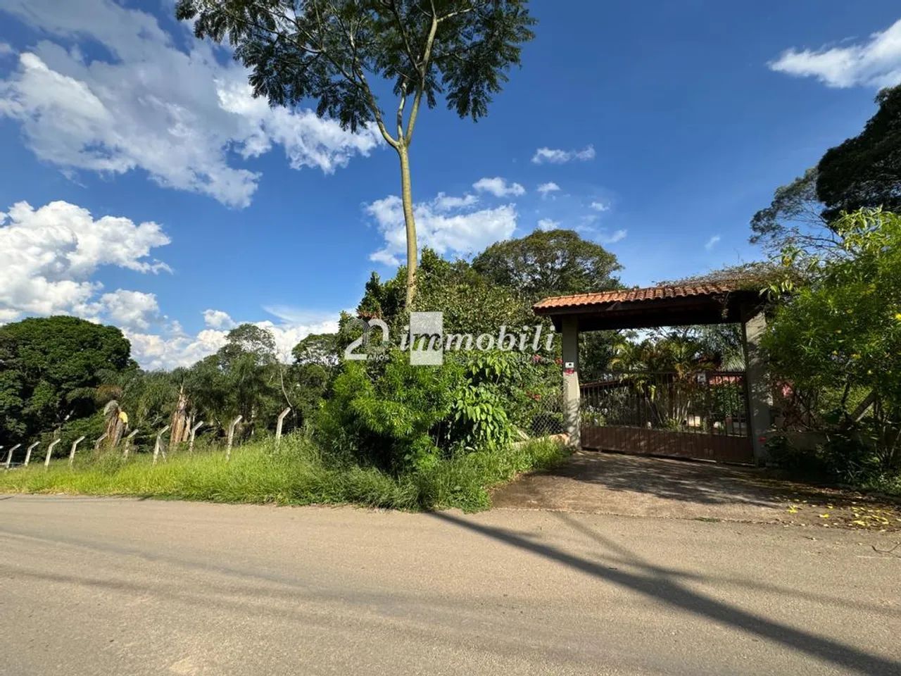 Chácara à venda em Cotia, Jardim Santana, com 3 quartos, com 24200 m² - Foto 3