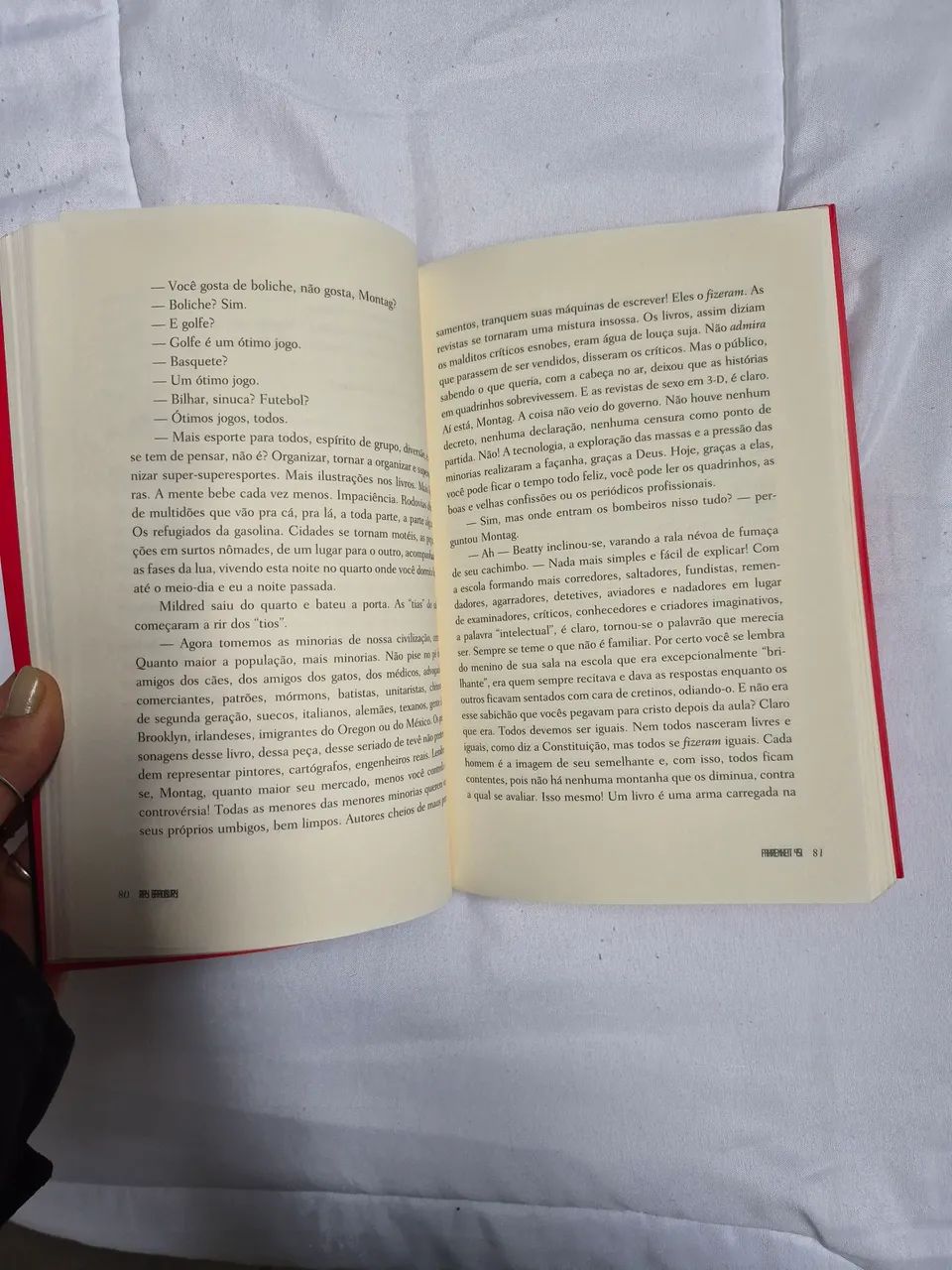 Livro fahrenheit 451 - Foto 2