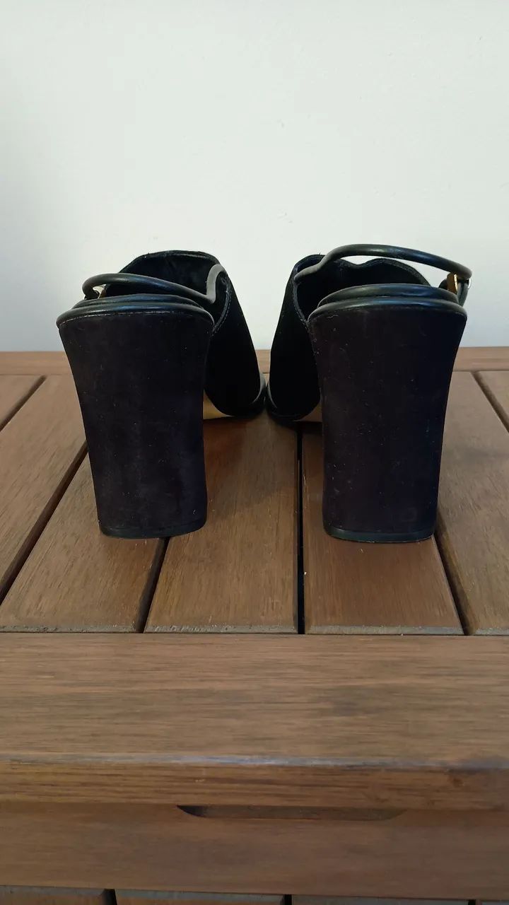 Sapato preto camurçado Arezzo  - Foto 4