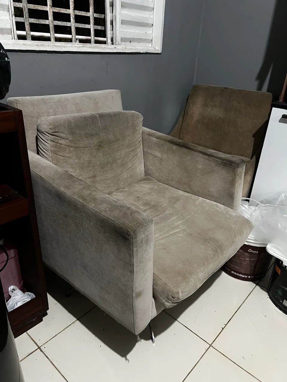 ? Vendo 2 Poltronas Decorativas - R$ 150 as duas - Foto 2