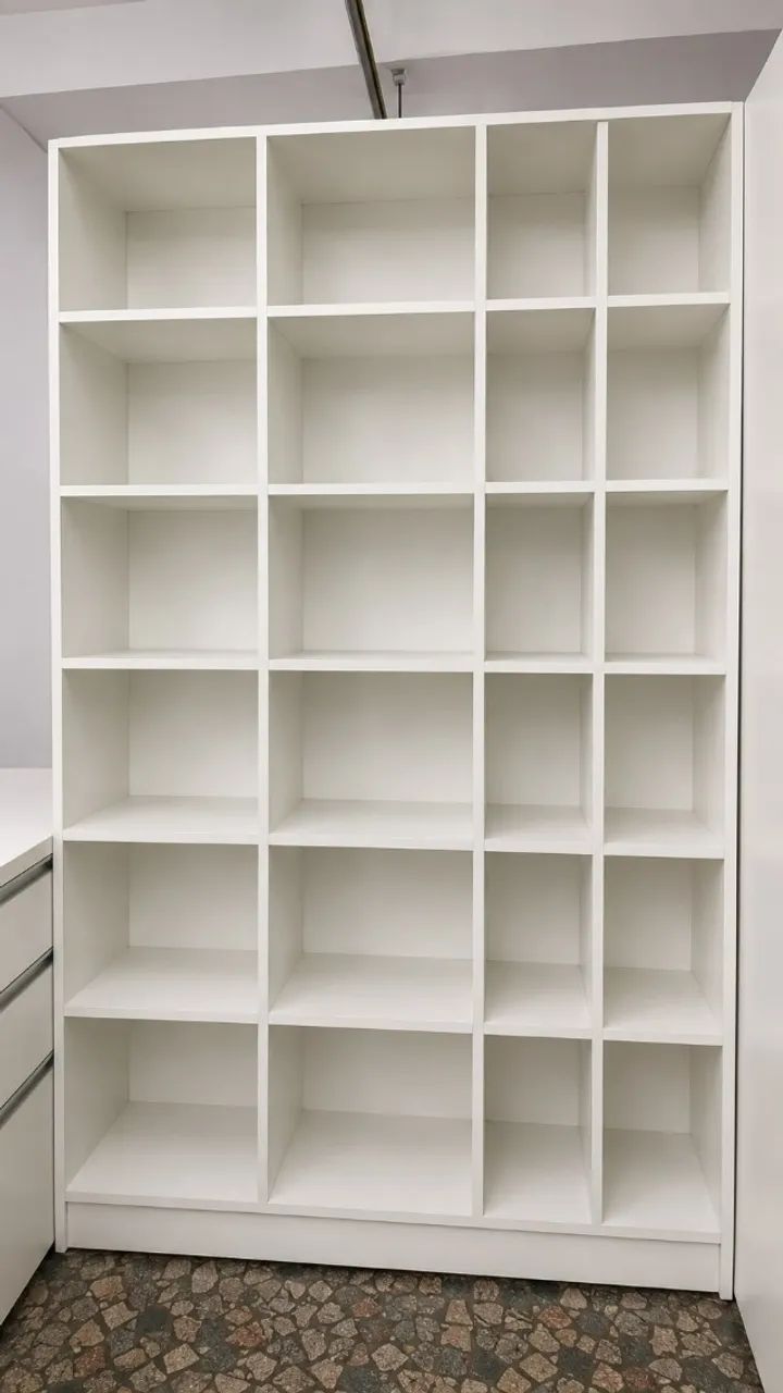 Mobiliário Comercial Planejado Completo - Excelente Estado - Ideal para Loja