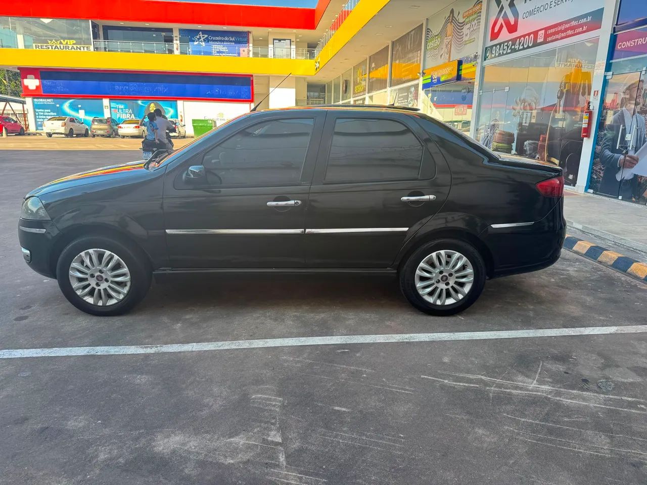 Fiat Siena ELX 1.4 MPI Fire Flex 8V 4P 2010 - Foto 3