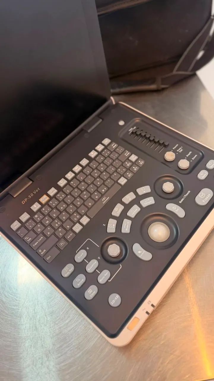 VENDE SE APARELHO DE ULTRASSOM D50 - Foto 6