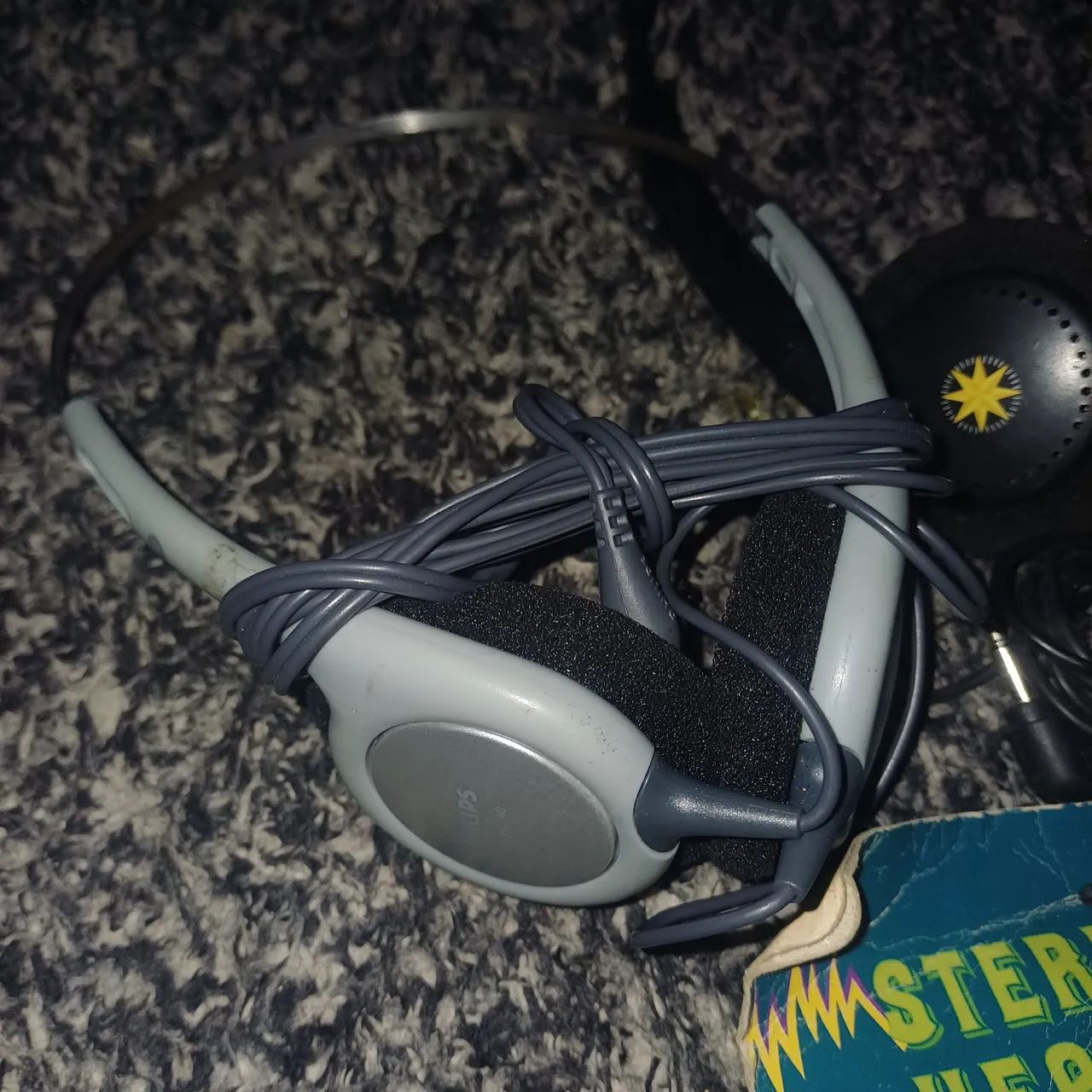 Lote de fones antigo.  - Foto 4